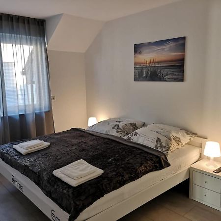 Modern Wohnen I Parkplatz I Wlan I Netflix I Balkon I 6 Schlafplaetze Daire Bad Oeynhausen Dış mekan fotoğraf